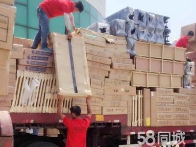搬運裝卸臨時工 城市運轉(zhuǎn)中不可或缺的隱形力量